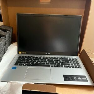 Acer Aspire 3 15.6” FHD i3 4/128